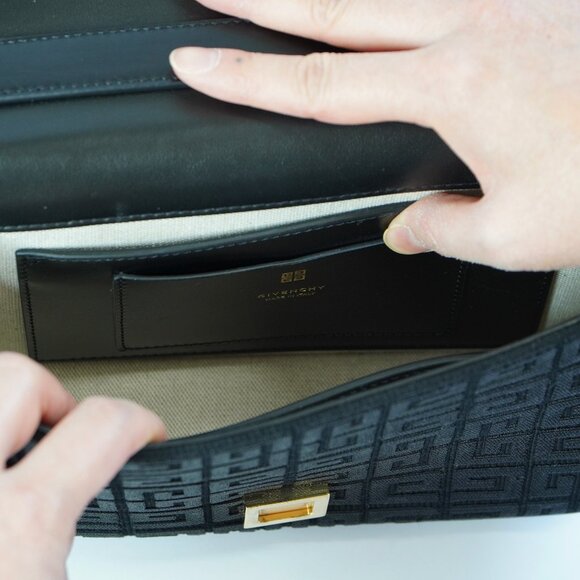 *FINAL SALE* Givenchy Medium 4G Bag in 4G Embroidered Canvas with Chain - Picture 14 of 14